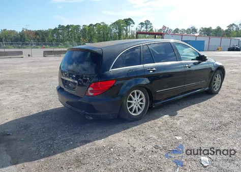 2006 Mercedes-Benz R 500 4Matic z USA, uszkodzony, nr VIN 4JGCB75E96A025935